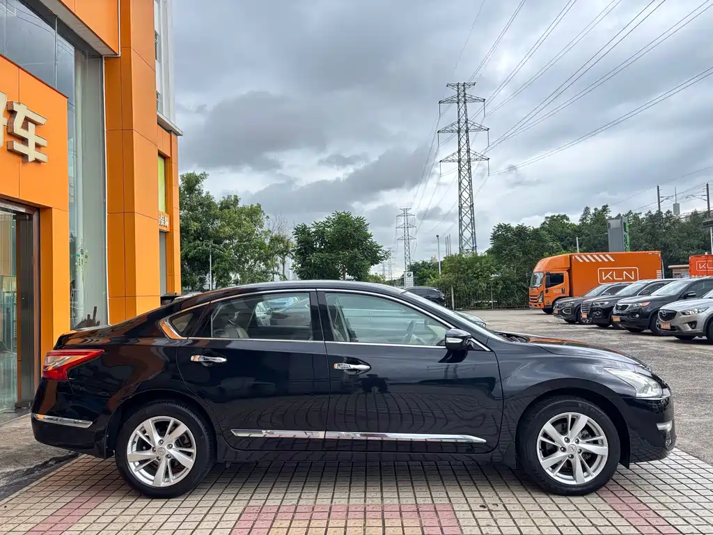 Nissan Teana — миниатюра 9