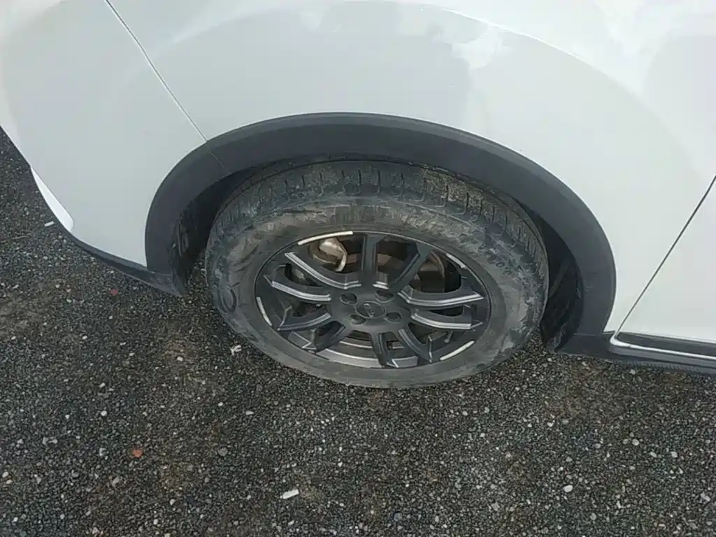 Geely Vision X3 — миниатюра 23