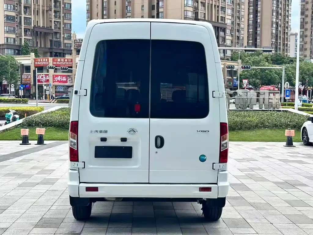 MAXUS V80 — миниатюра 6