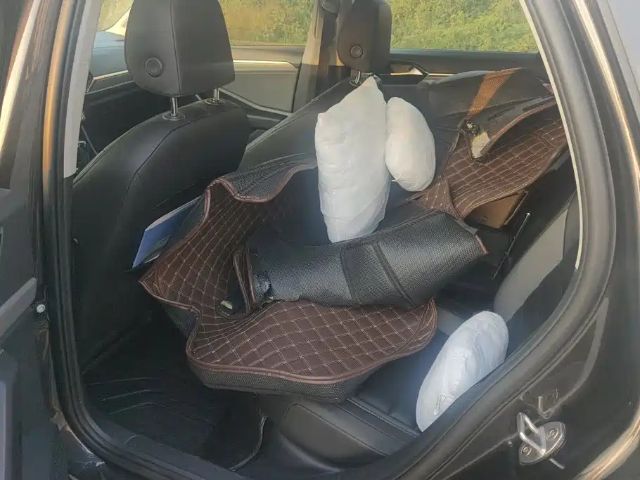 Volkswagen Sagitar — миниатюра 11