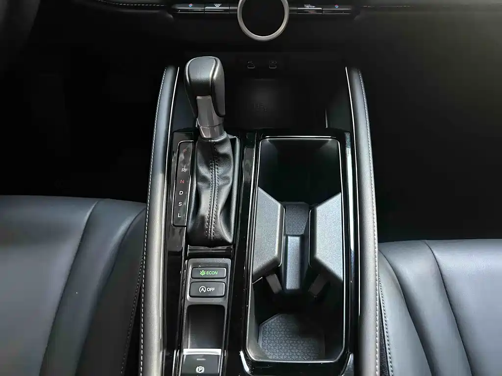 Honda Accord 2025 Sport 260TURBO Luxury