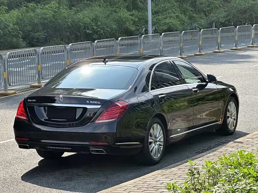 Mercedes-Benz S-Class — миниатюра 4