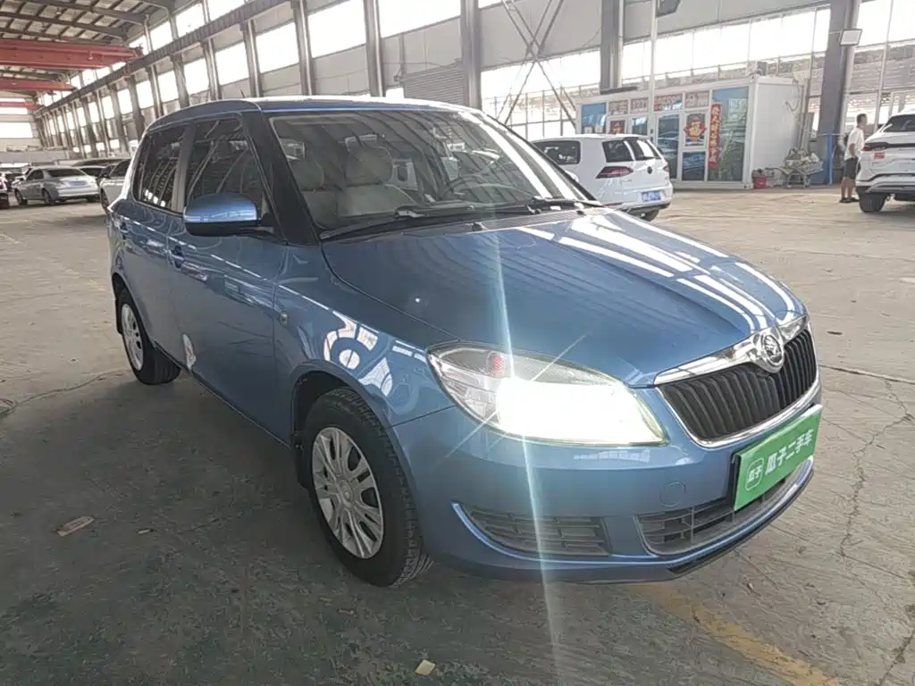 Skoda Fabia — миниатюра 4