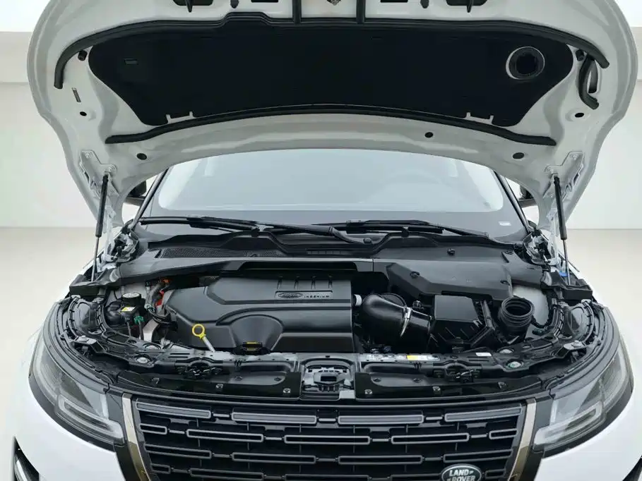 Land Rover Evoque — миниатюра 6