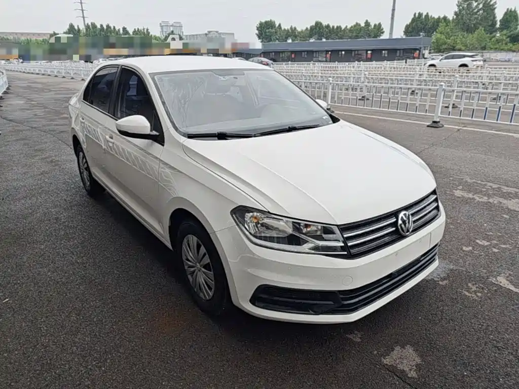 Volkswagen Santana — миниатюра 4