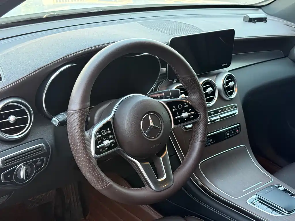 Mercedes-Benz GLC 2020 GLC 300 L 4MATIC