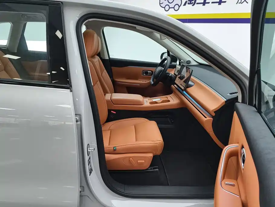 Leapmotor C10 2026 210