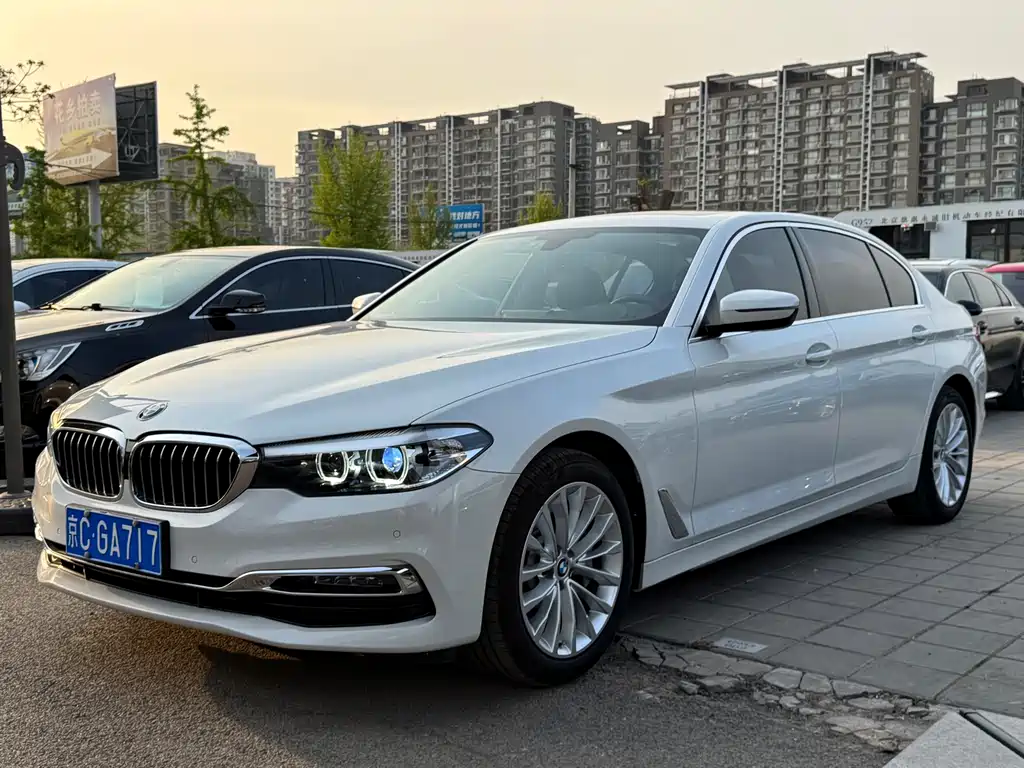 BMW 5 Series 2019