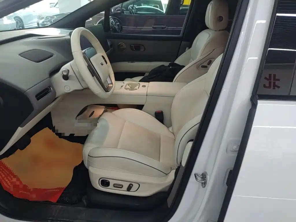 Li Auto Идеальный i6 — миниатюра 15