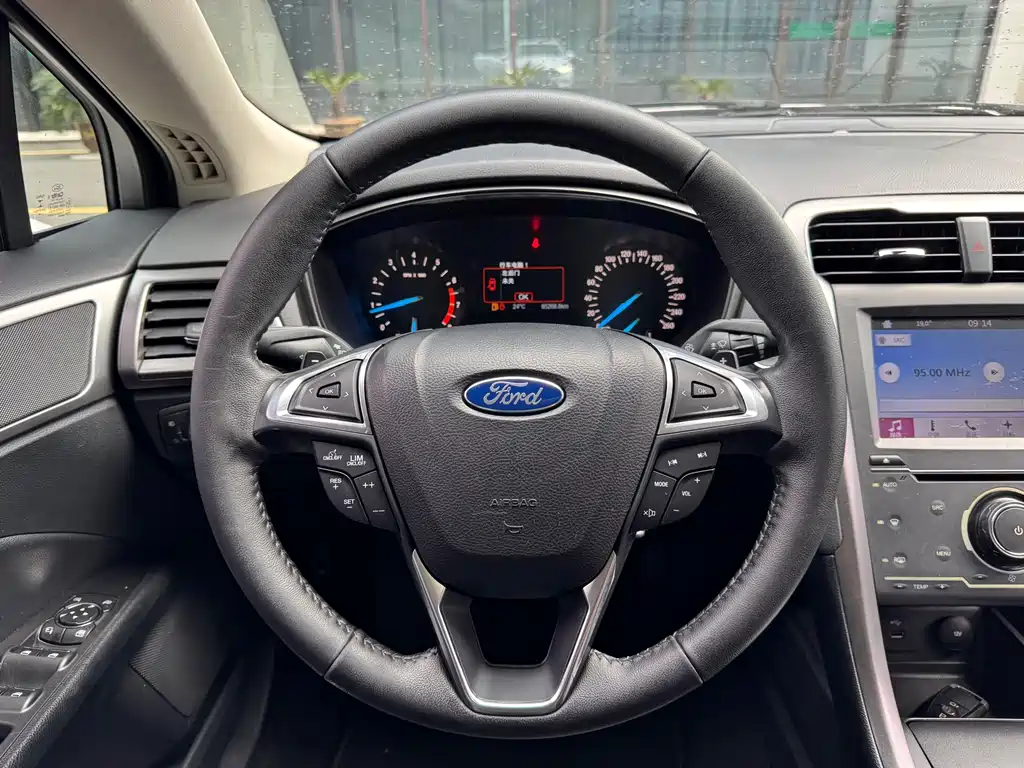 Ford Mondeo 2017 EcoBoost 180 Fashion