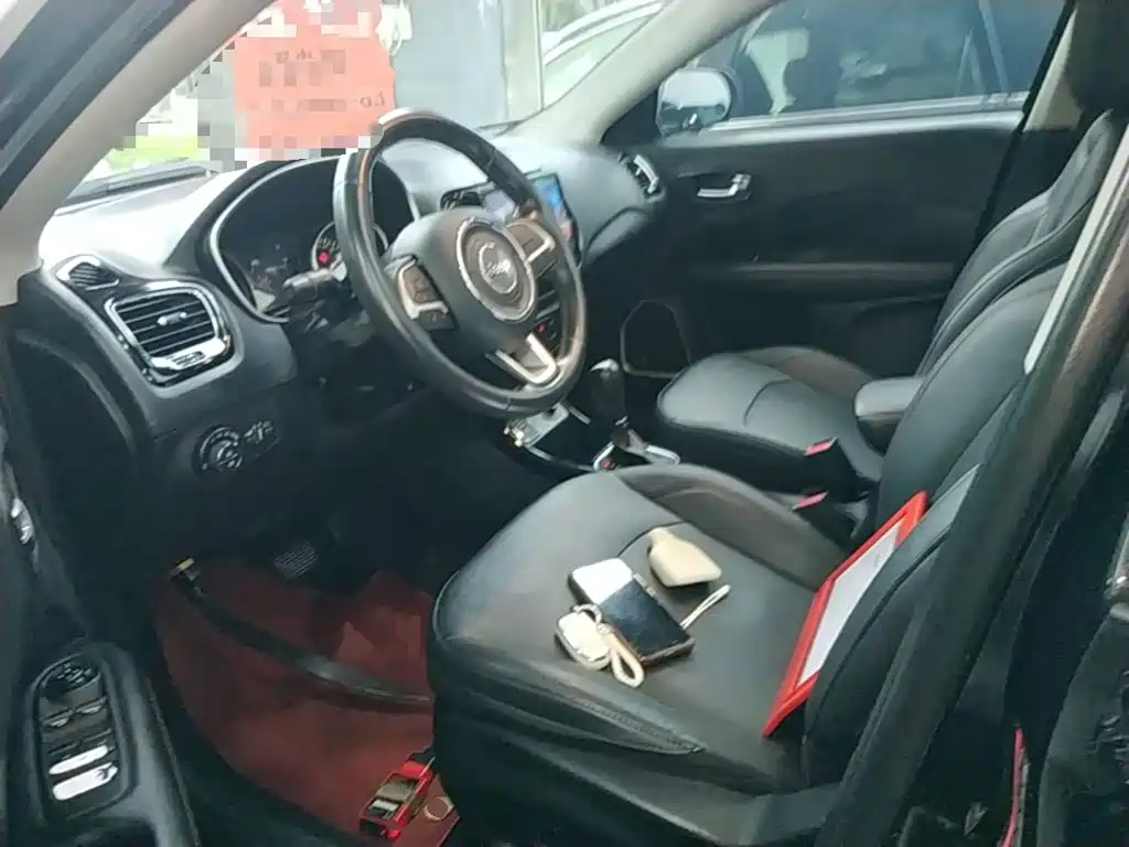 Jeep Compass — миниатюра 15