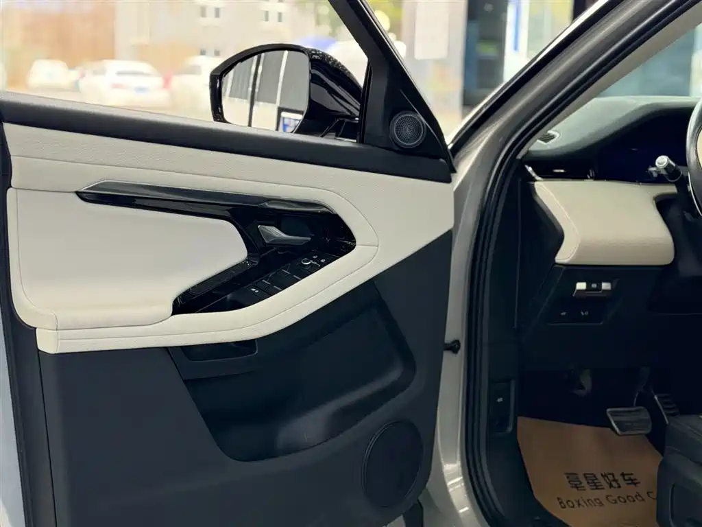 LAND ROVER RANGE ROVER AURORA