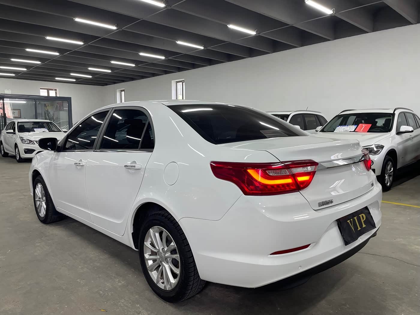 Geely Vision 1.5 л 2021 г. Белый, пробег 50000 км