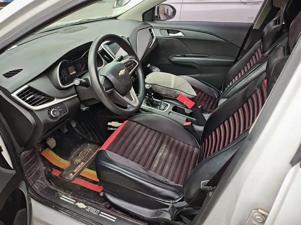 Chevrolet Cavalier — миниатюра 8