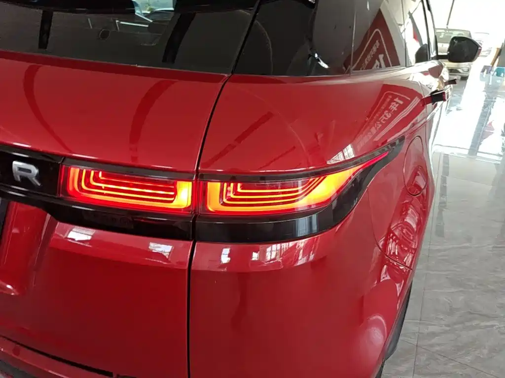 Land Rover Evoque — миниатюра 8