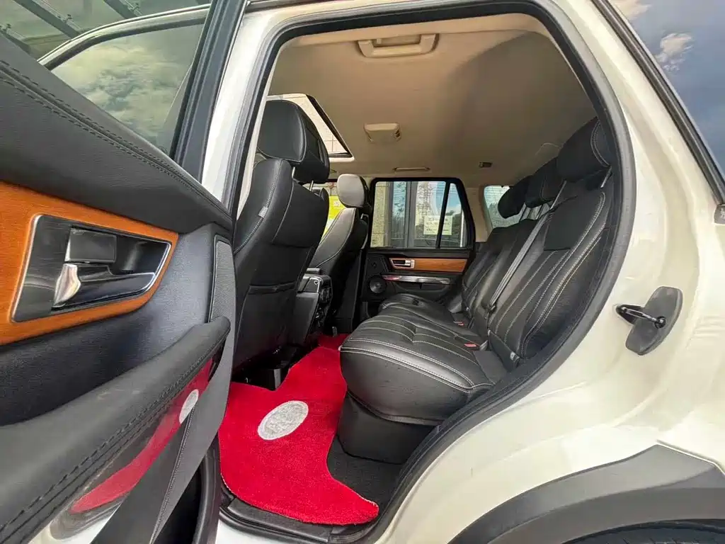 Land Rover Sport — миниатюра 14
