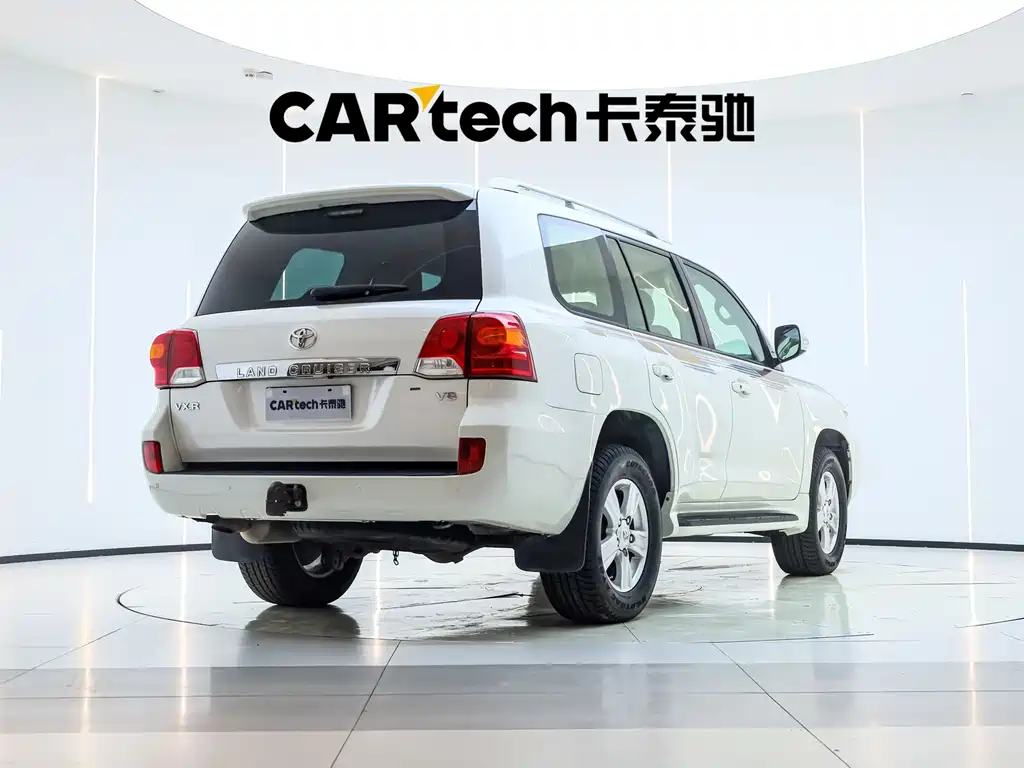 Toyota Land Cruiser — миниатюра 2