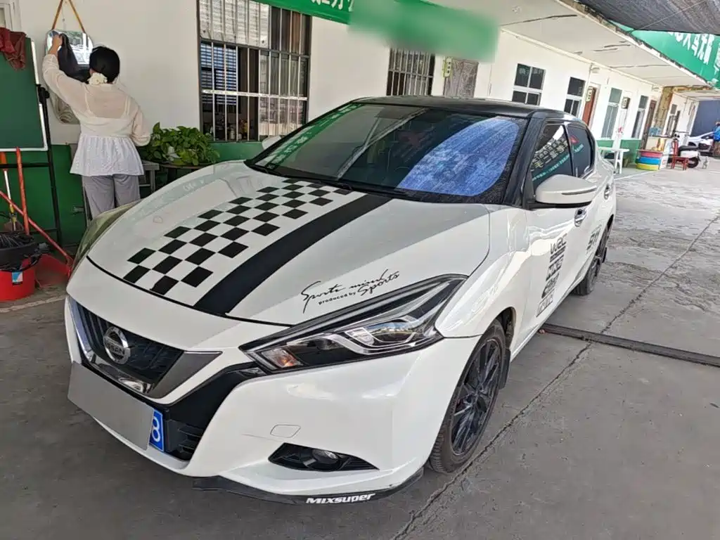 Nissan Bluebird