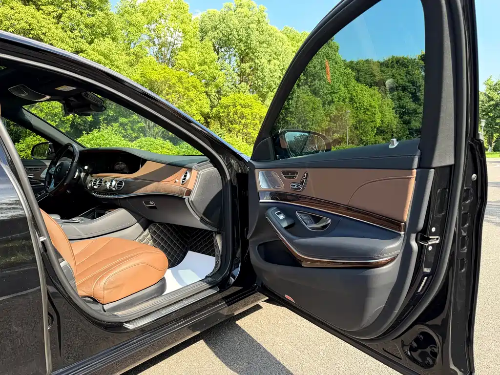 Mercedes-Benz S-Class — миниатюра 20