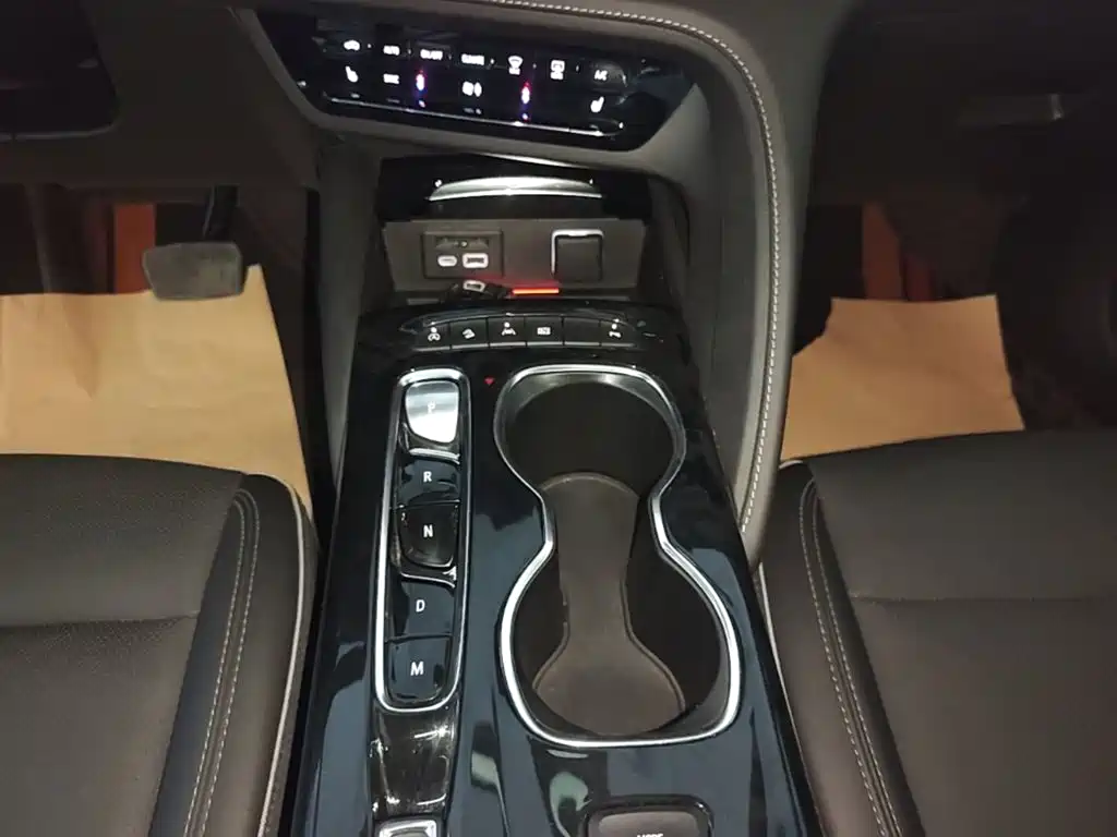 Buick Envision Plus — миниатюра 14