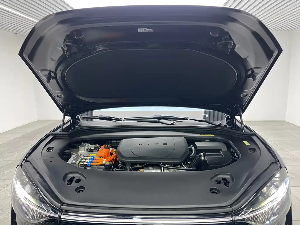 AITO ASK THE WORLD M9