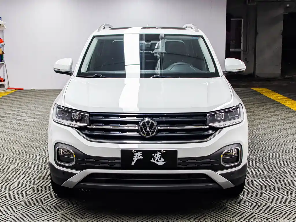Volkswagen Tacqua 2021 1.5L AT Smart Connect