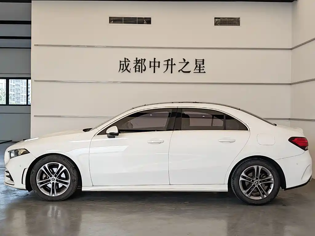 Mercedes-Benz A-Class — миниатюра 4