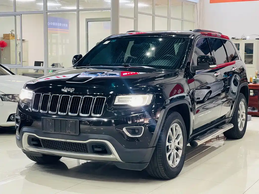 Jeep Grand Cherokee (Import) 2014