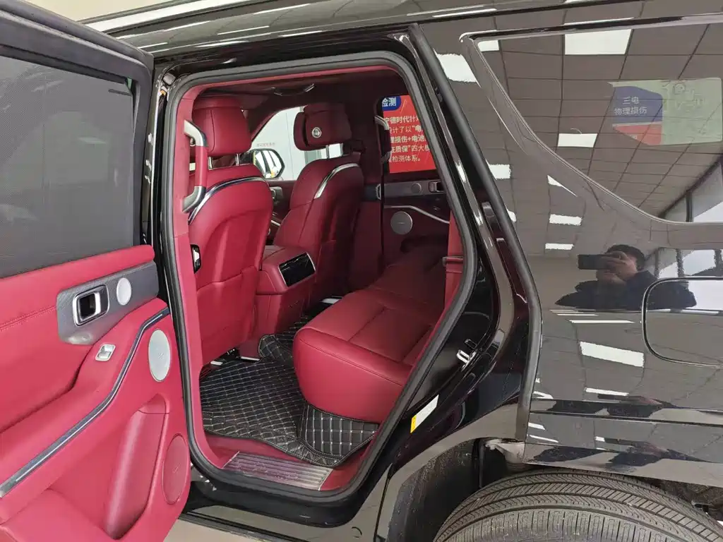 TANK TANK 700 NEW ENERGY