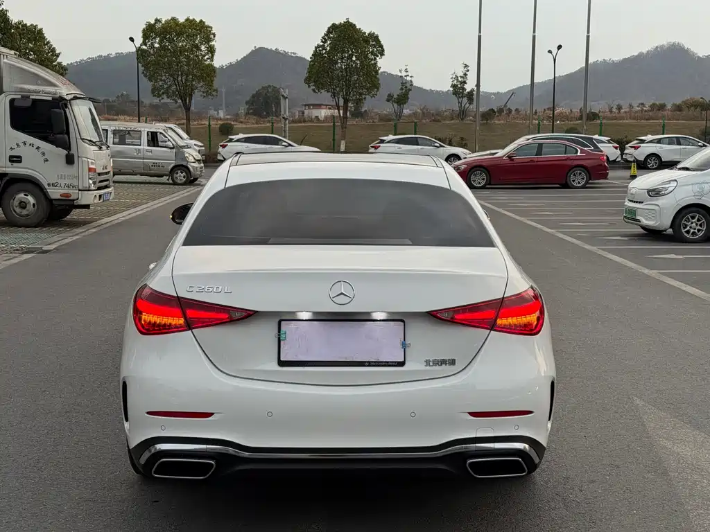 MERCEDES-BENZ C CLASS