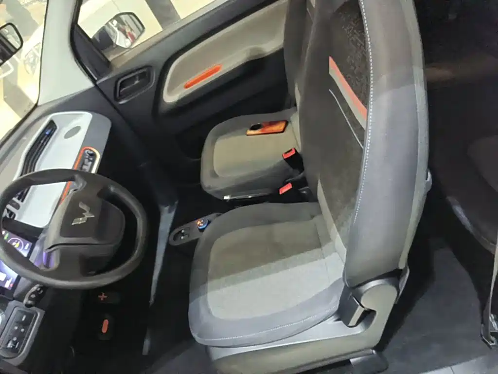 Wuling MINIEV — миниатюра 15