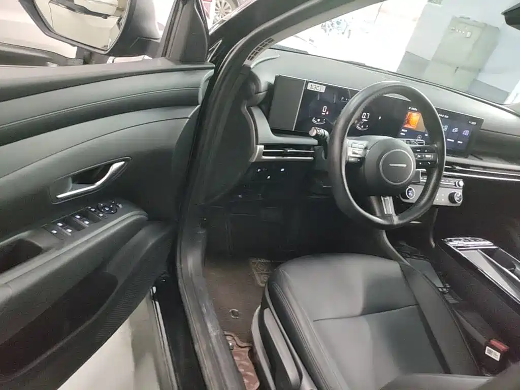 Hyundai Tucson — миниатюра 16