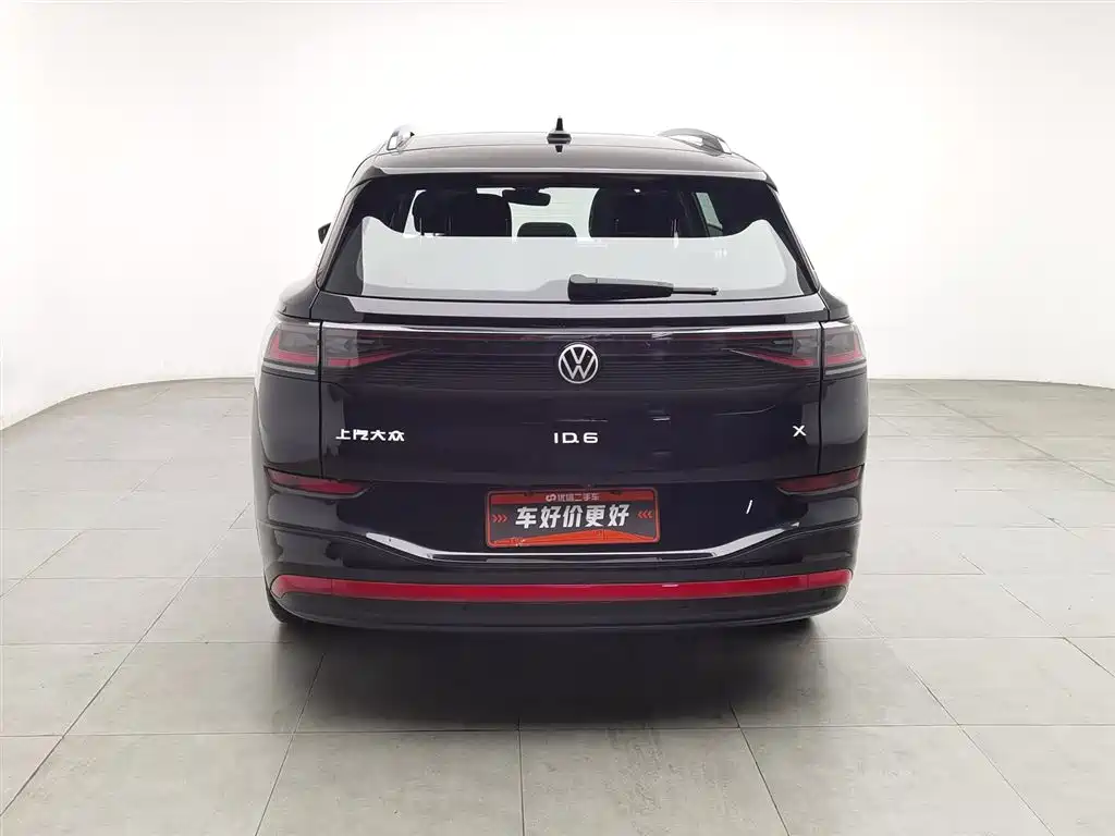 VOLKSWAGEN ID.6 X
