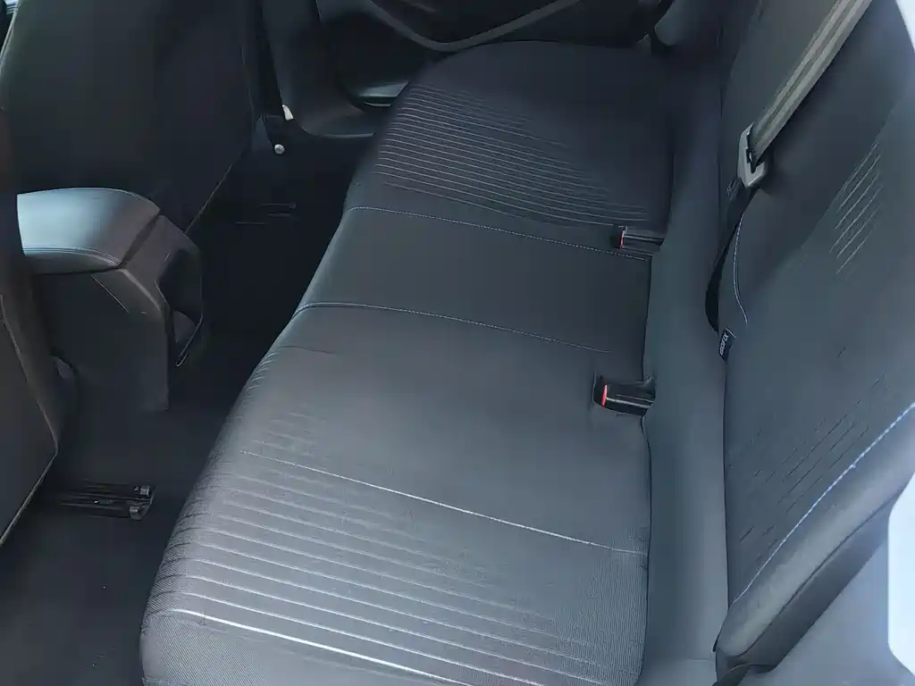 Peugeot 308 2016 1.6L AT Fashion