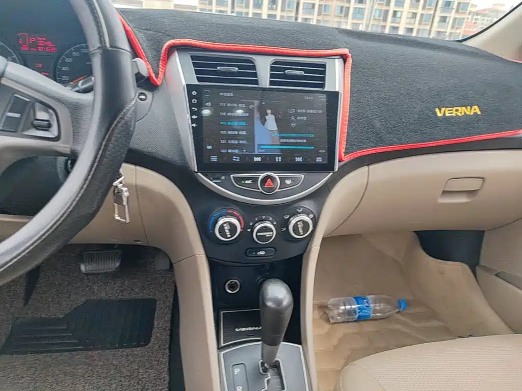 Hyundai Verna — миниатюра 13