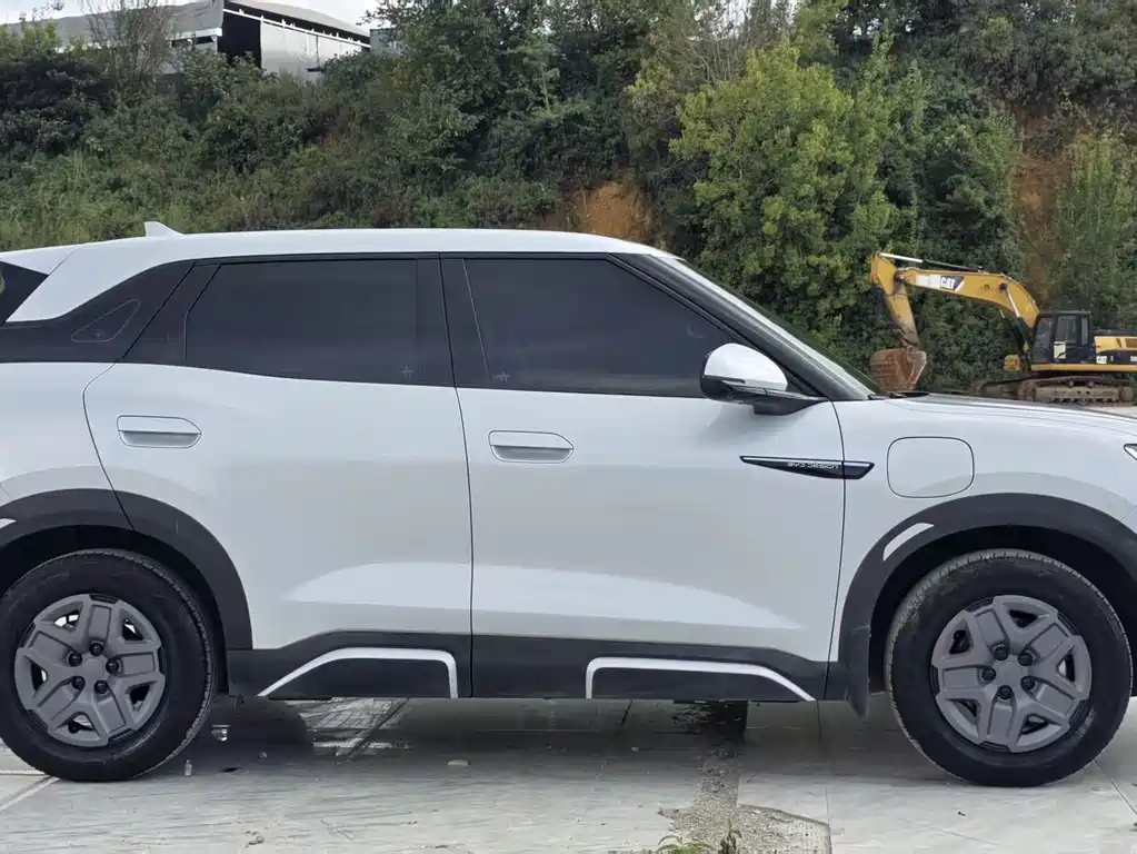 BYD Yuan UP — миниатюра 12
