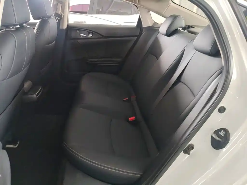 Honda Civic — миниатюра 17