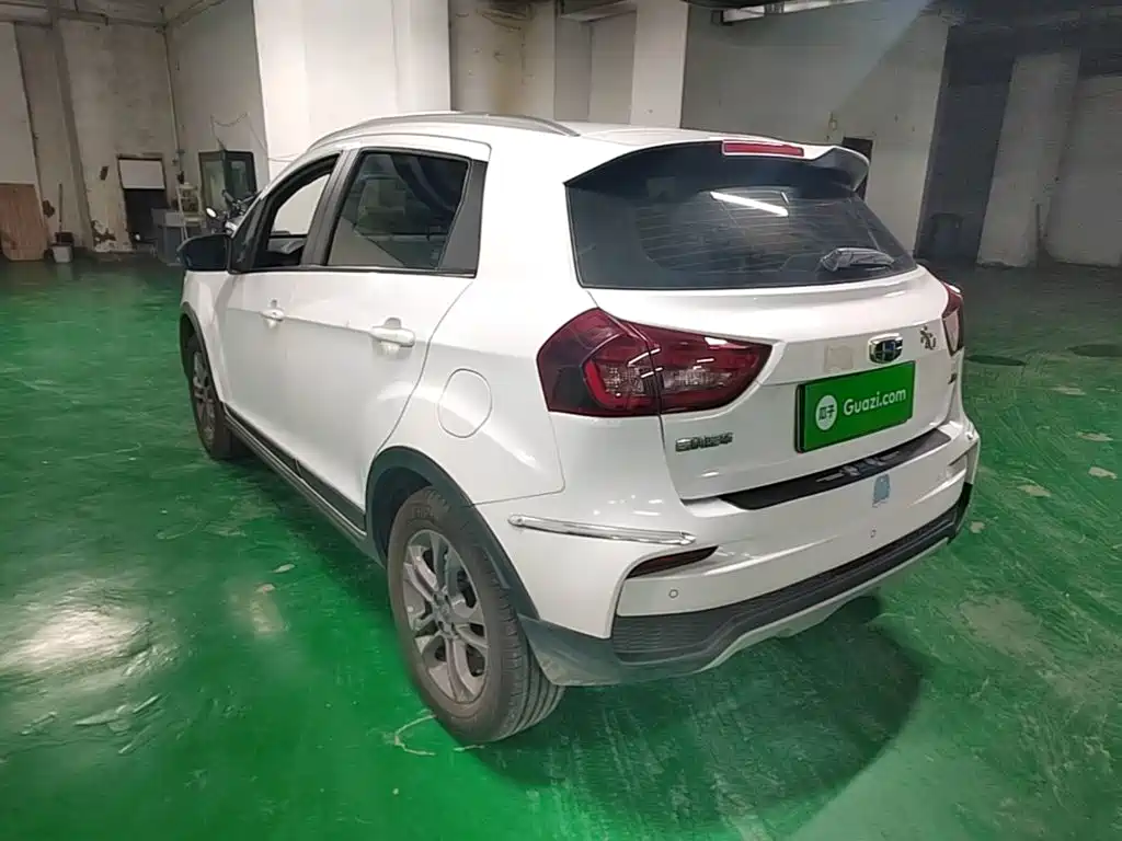 Geely Vision X3 — миниатюра 5