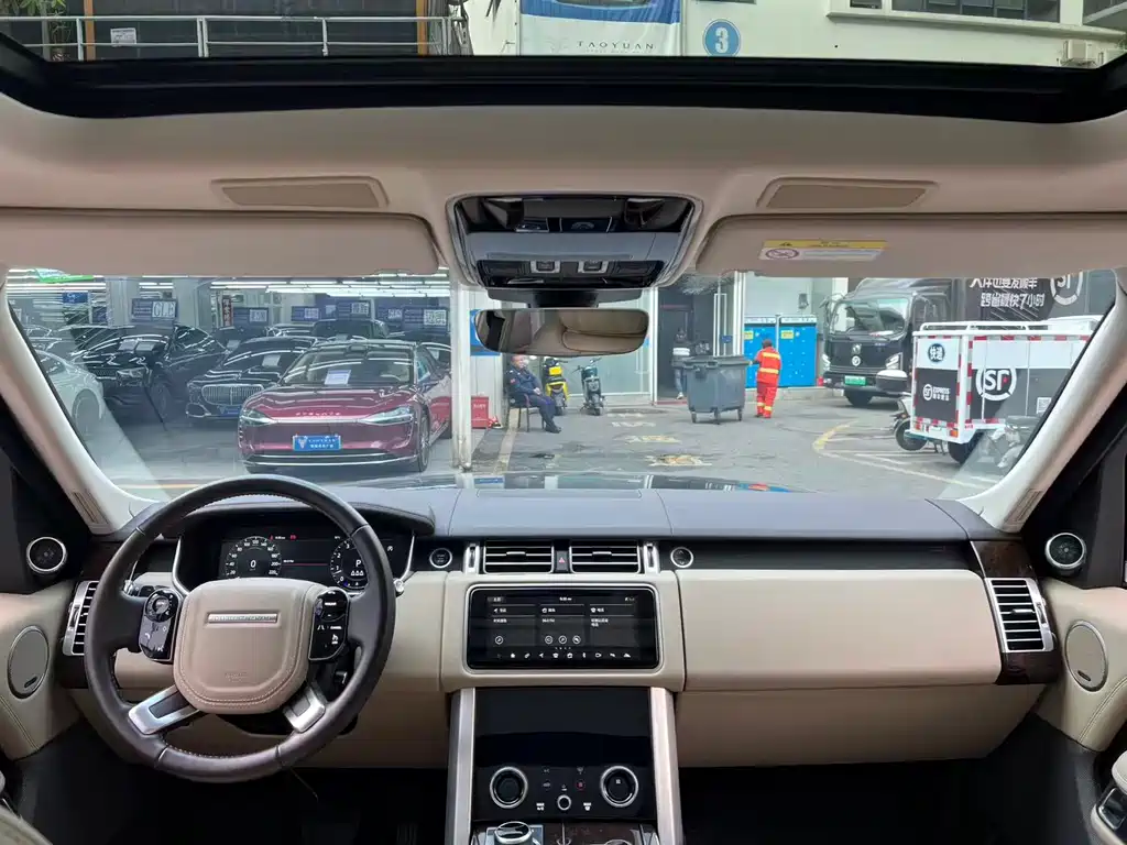 LAND ROVER RANGE ROVER