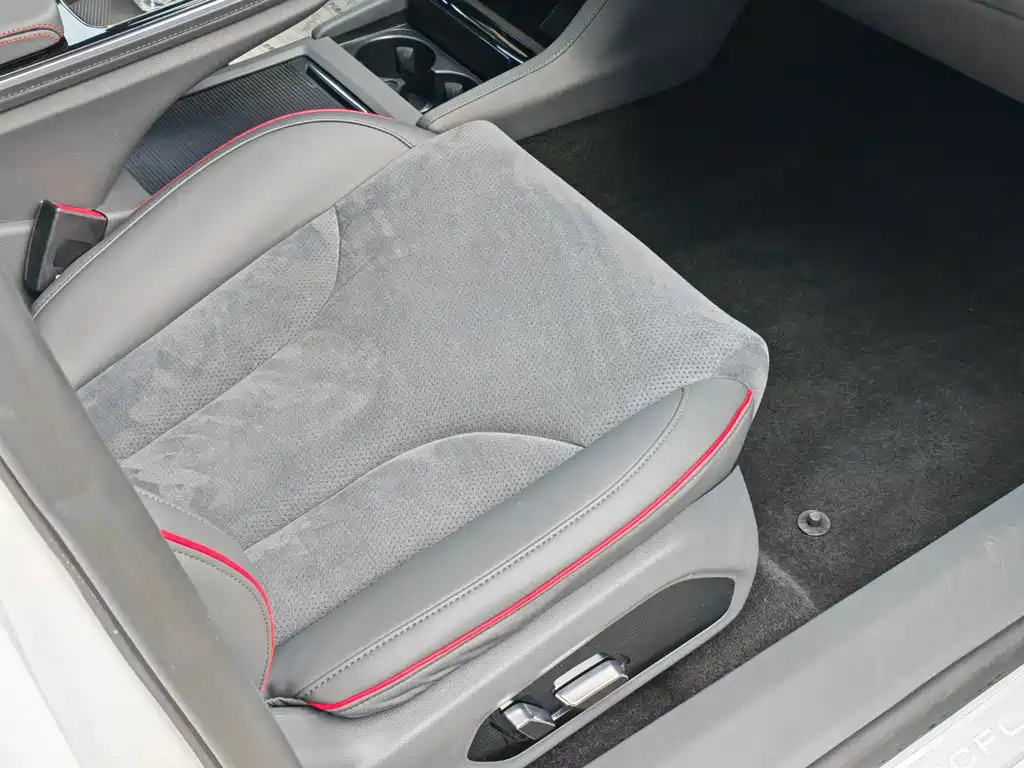 ARCFOX EXTREME FOX POLAR FOX ALPHA S