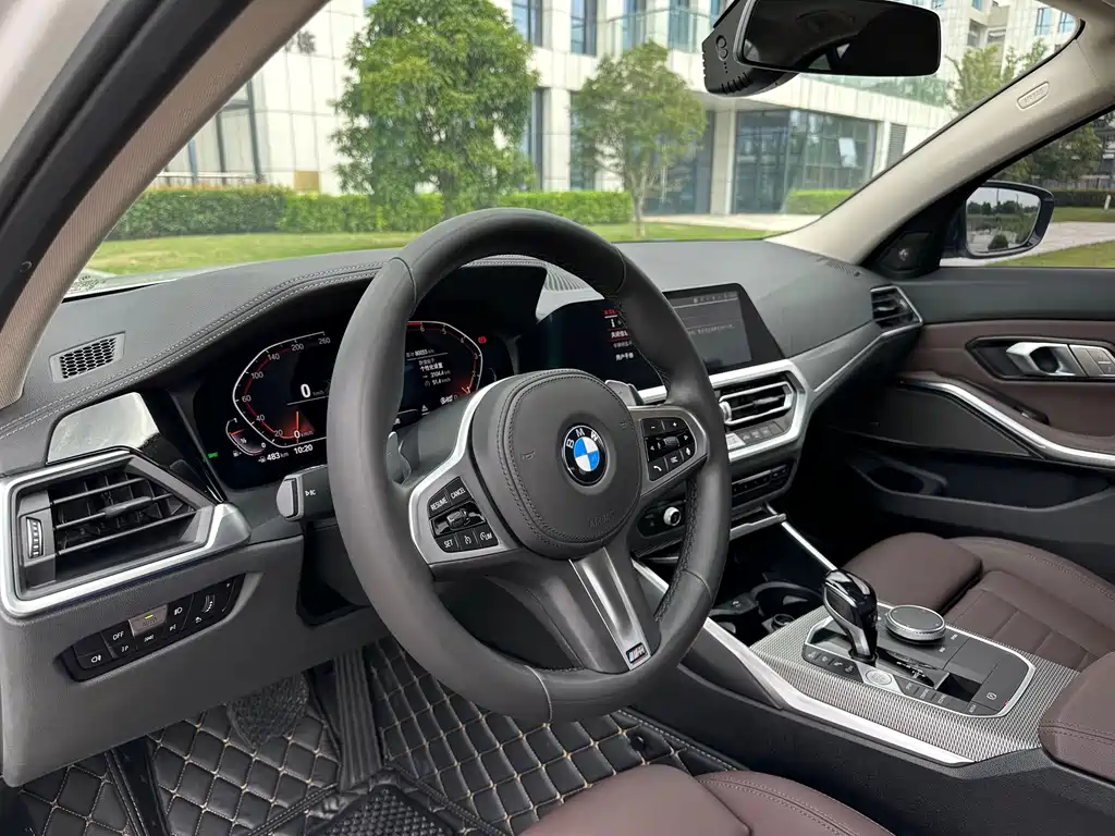 BMW 3 Series — миниатюра 5