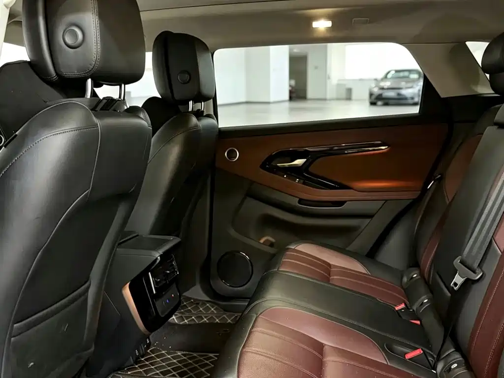 Land Rover Range Rover Evoque 2024 L SE