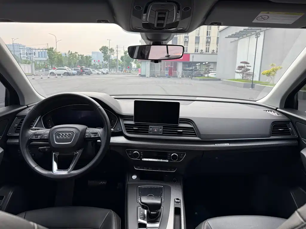 Audi Q5L 2018 45 TFSI Premium Fashion V