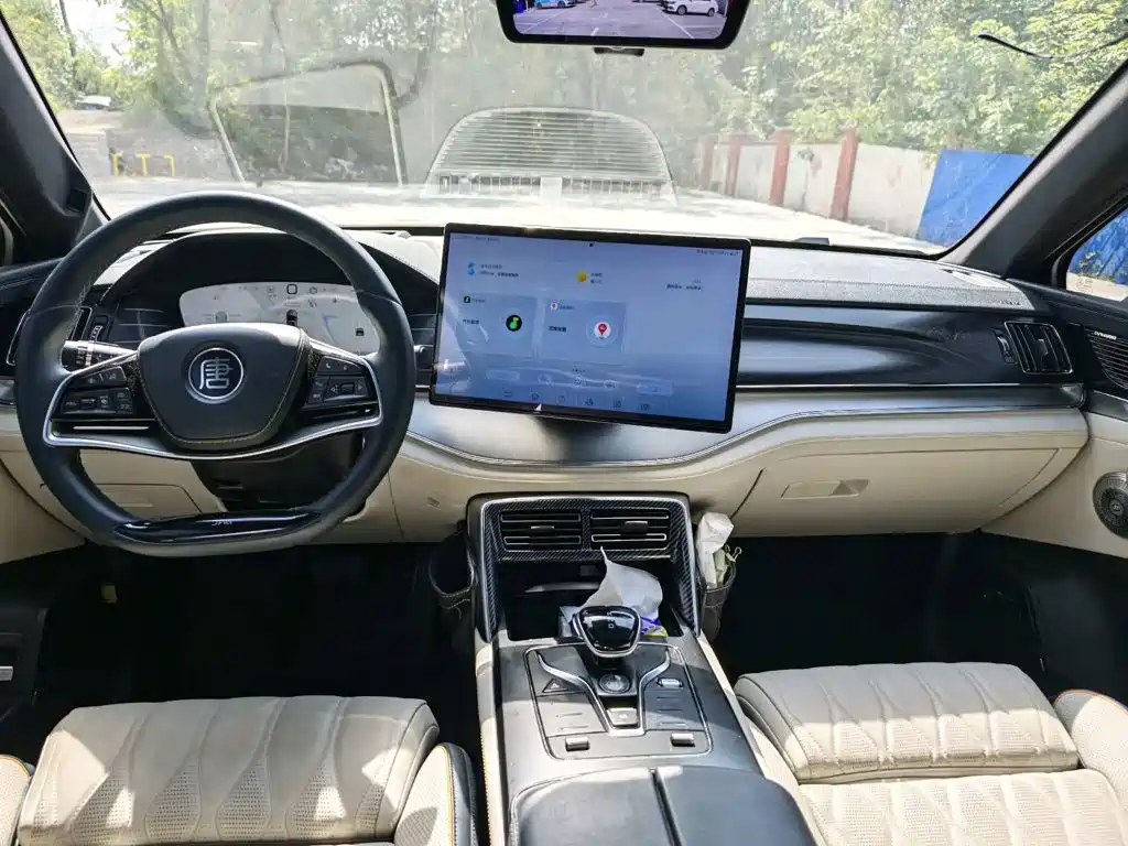 BYD Tang New Energy — миниатюра 8