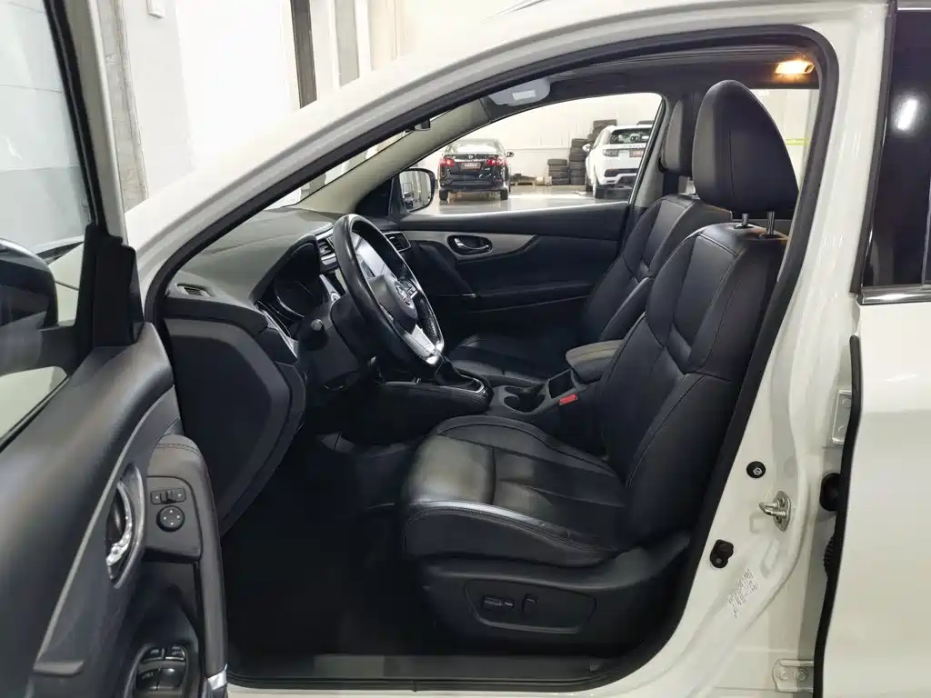 Nissan Qashqai — миниатюра 10