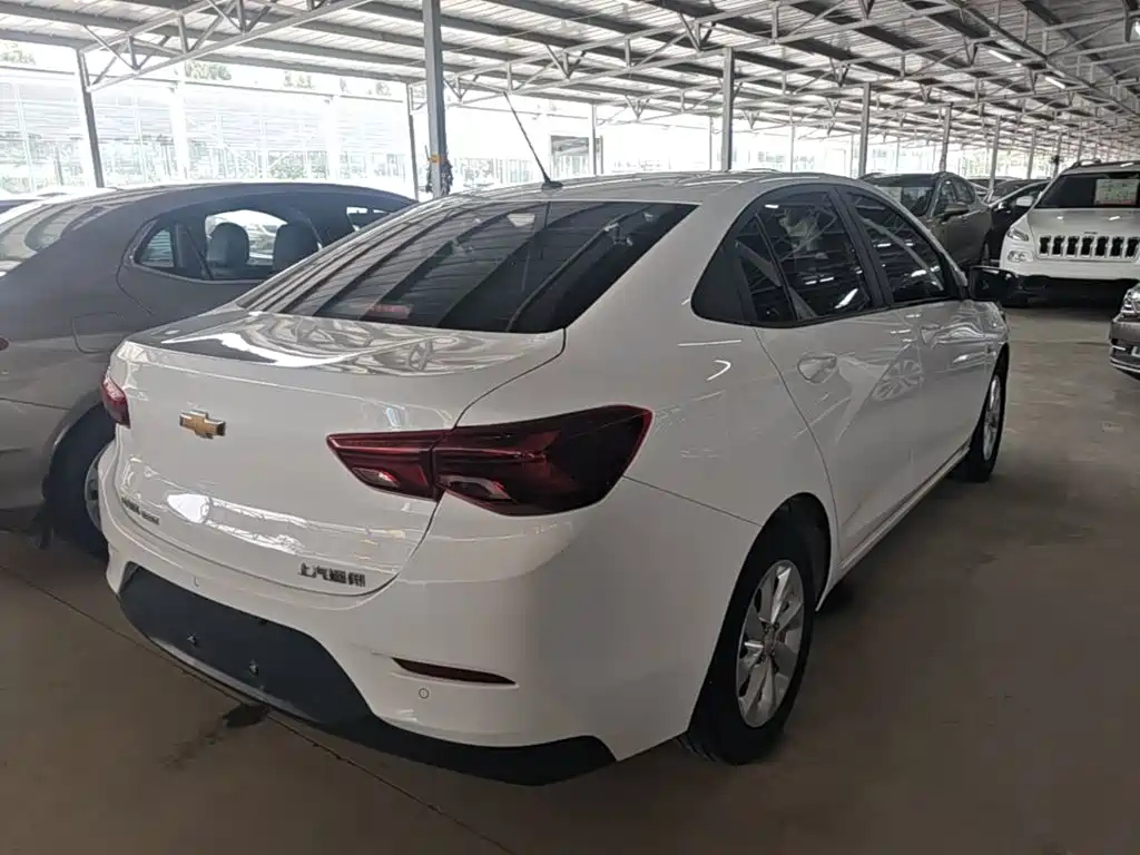 Chevrolet Cavalier — миниатюра 7