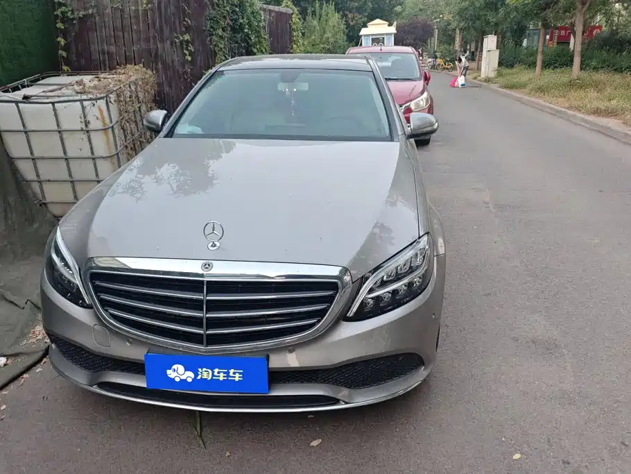 Mercedes-Benz C-Class — миниатюра 2