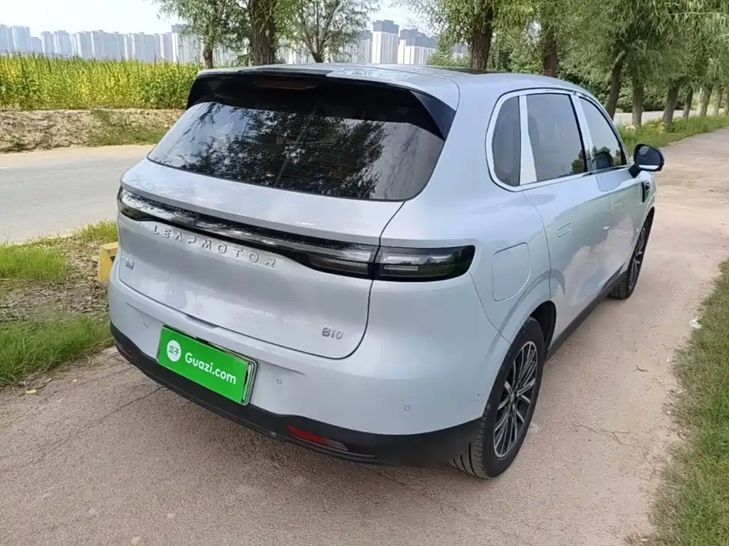 Leapmotor Leapmotor B10 — миниатюра 7