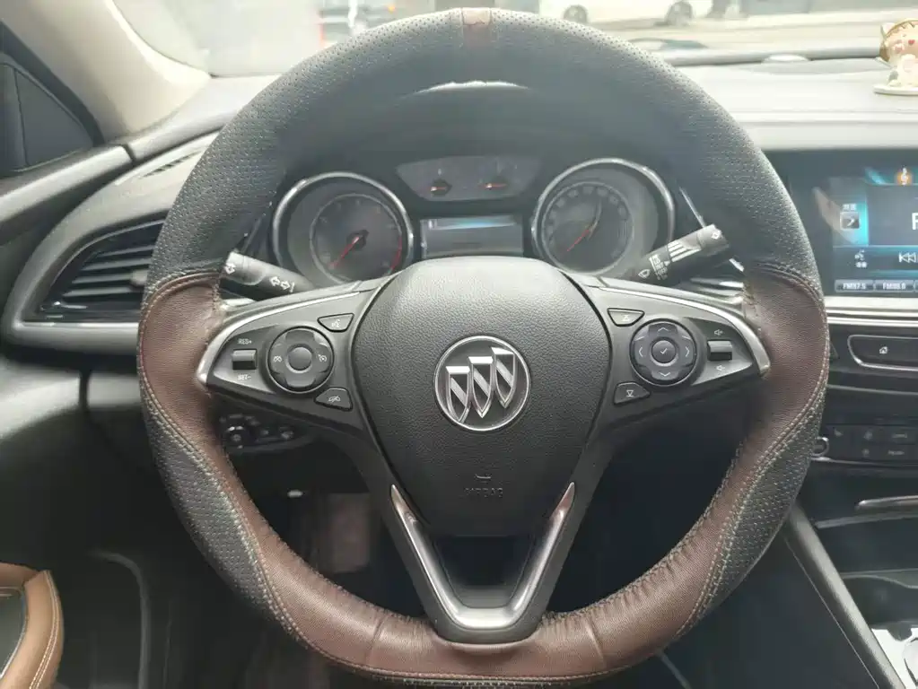 Buick Regal — миниатюра 7