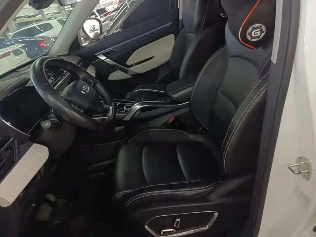 Geely Boyue — миниатюра 15